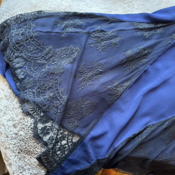 NBD (Revolve) NAVY LACE PANEL MIDI DRESS - Picture 6 of 10